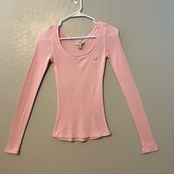 Hollister extra long sleeve Y2K light pink Tshirt size medium - Picture 1 of 16